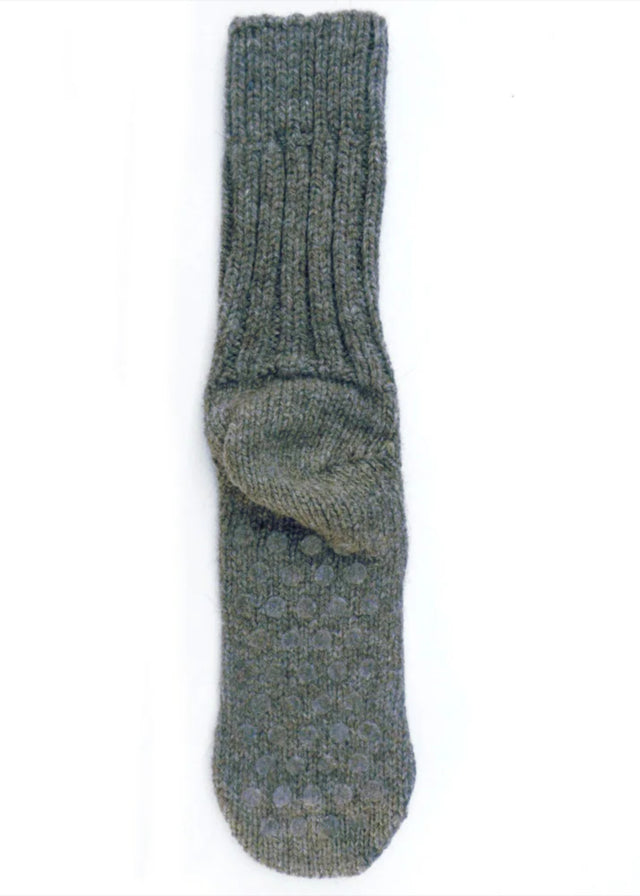 Non-slip wool and alpaca socks