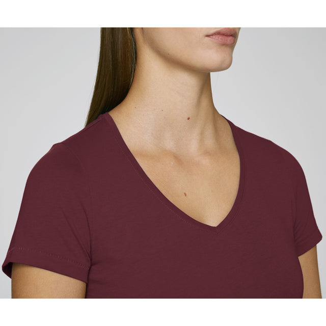 Evoker women's V-neck sweater in organic cotton