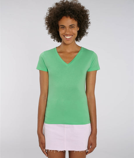 Evoker women's V-neck sweater in organic cotton