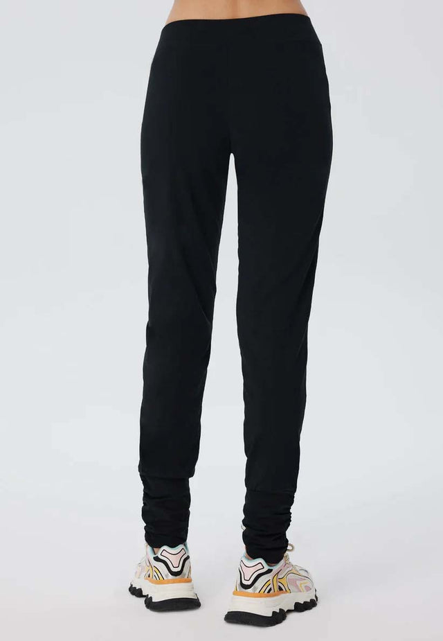 Leela Cotton organic cotton yoga pants