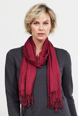 Fairtrade scarf with fringes in viscose