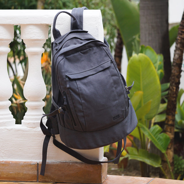 Universal Pure Vegan backpack in hemp