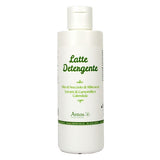 Latte detergente in flacone per tutti i tipi di pelle