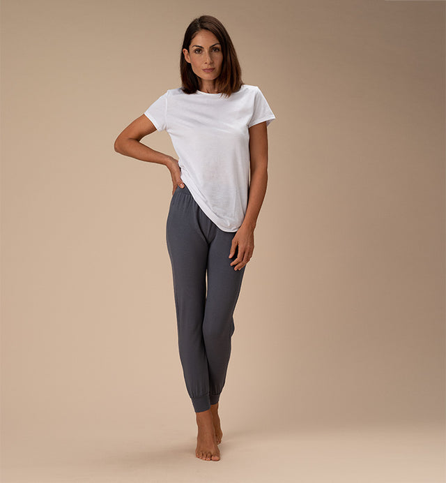 Women's joggings in beech vegetable fibre