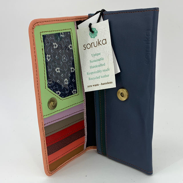 Classic women's wallet in Fairtrade recycled leather