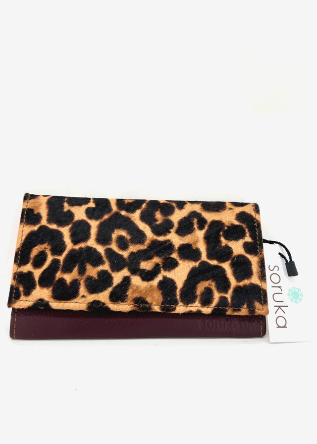 Classic women's wallet in Fairtrade recycled leather