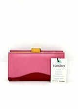 Smart women's wallet in Fairtrade recycled leather