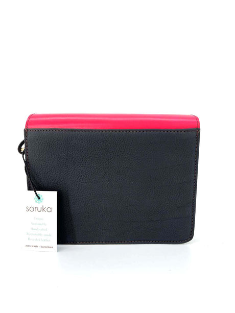 Multicolored Pocket bag in Fairtrade recycled leather