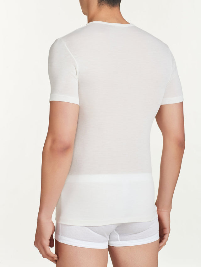 Wonder Wool t-shirt in pure anti-shrink merino wool