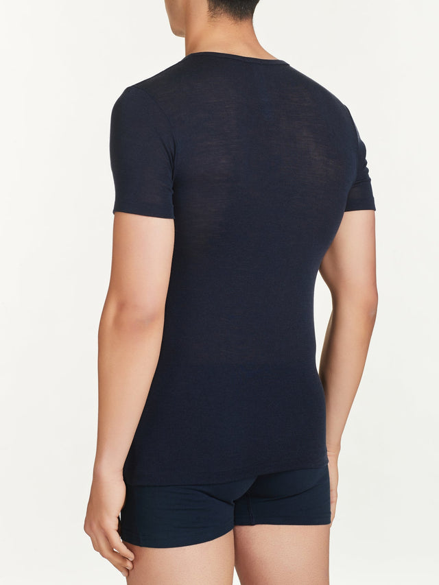 Wonder Wool t-shirt in pure anti-shrink merino wool