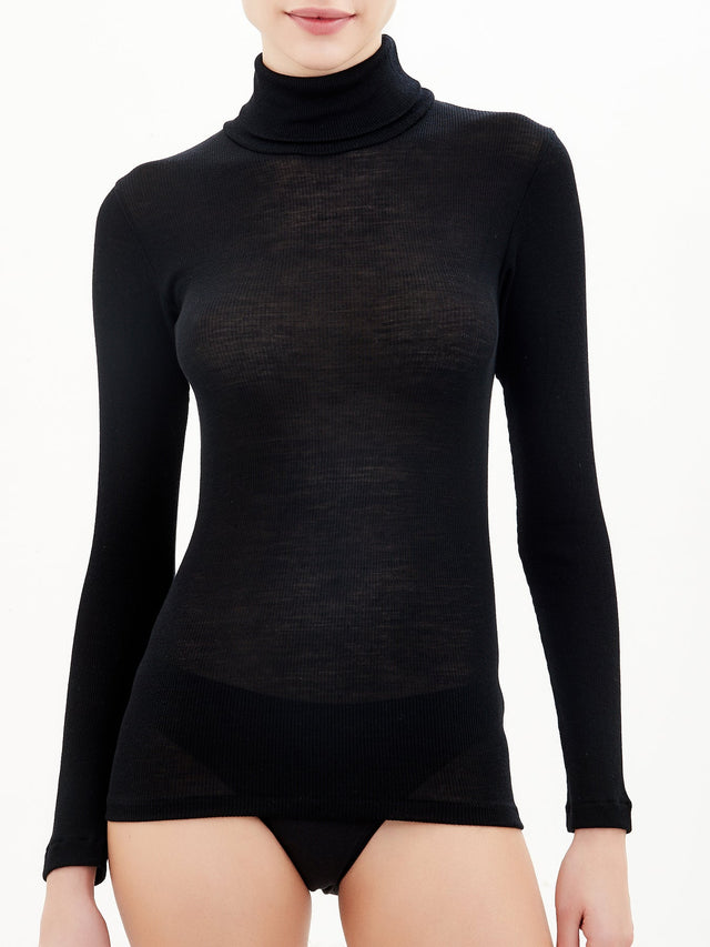 Wonderwool turtleneck sweater in very soft merino wool