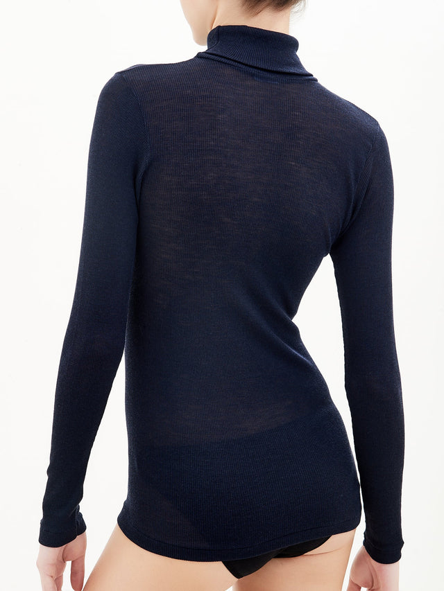 Wonderwool turtleneck sweater in very soft merino wool