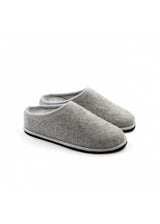 Diva slipper with Ice Gray heel in wool felt