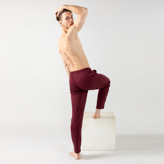 Lightweight sports and leisure trousers for men in organic cotton