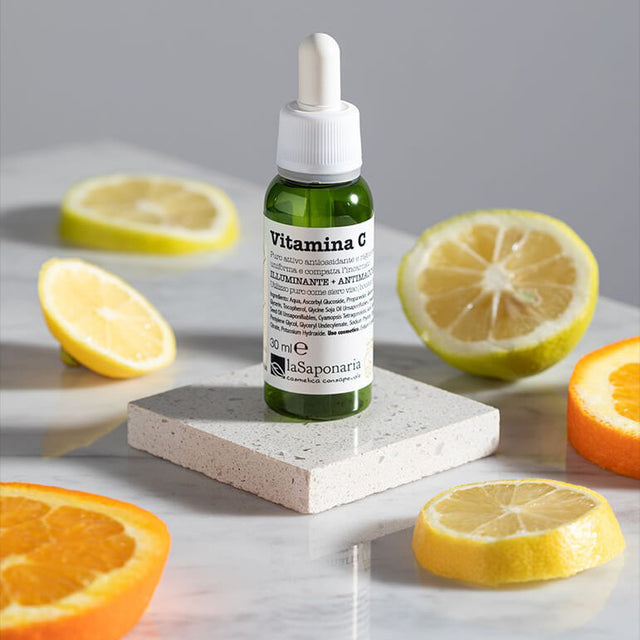 Pure Active Vitamin C - anti-stain illuminating