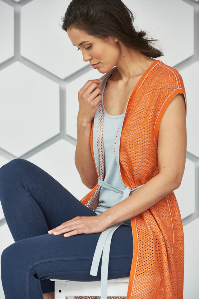 Long perforated vest for women in hemp and organic cotton