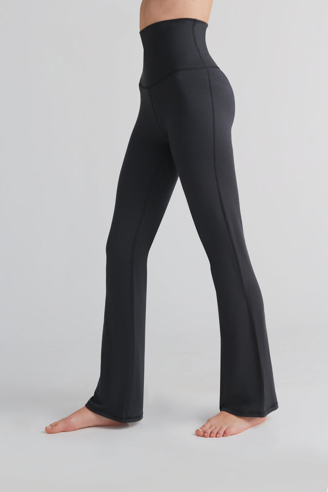 Pantaloni da donna Flare Comfort per yoga e sport in micromodal