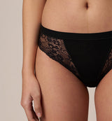 Briefs with beech vegetable fiber lace