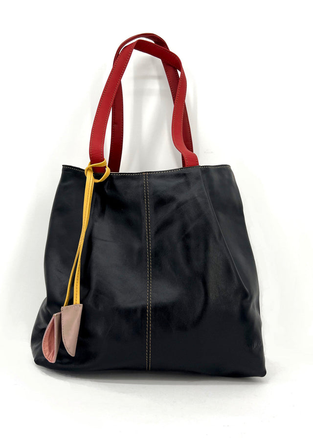 Celin shopper bag in Fairtrade recycled leather