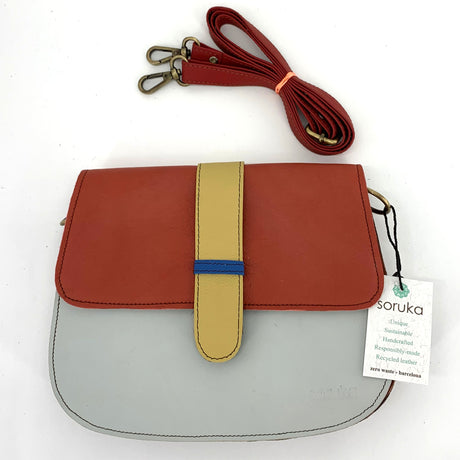 Reversible ONA bag in Fairtrade recycled leather