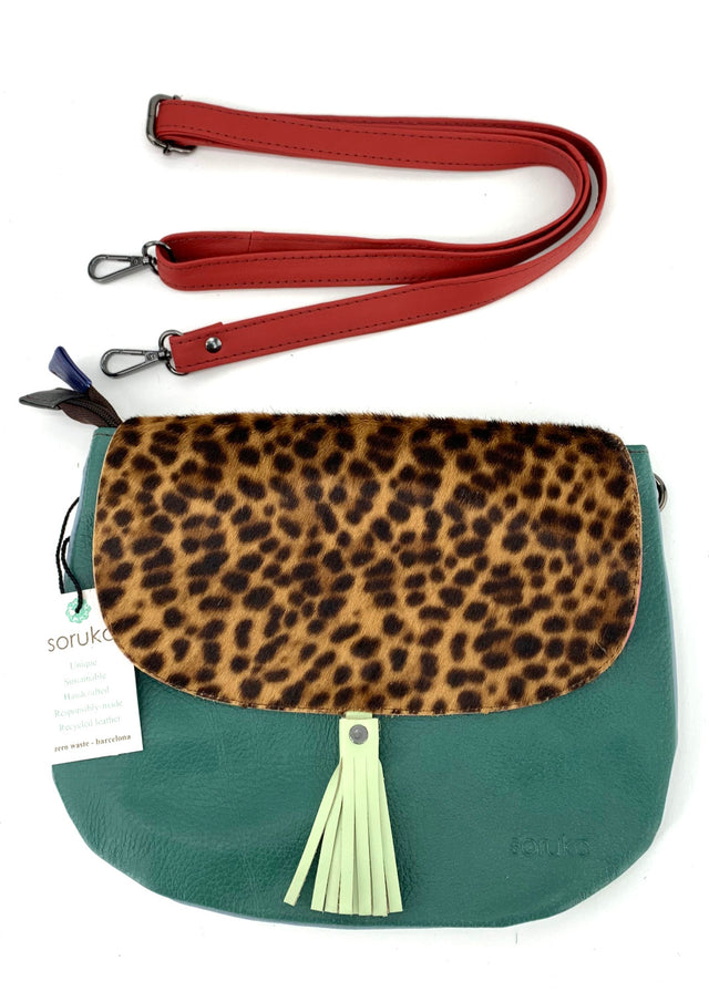 Reversible LOLA bag in Fairtrade recycled leather