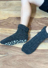 Heavy non-slip socks for women and men in Alpaca and Wool