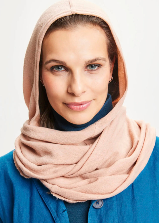 BLUSBAR tubular hooded scarf in pure merino wool