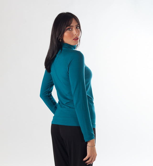 Turtleneck 2.0 sweater in beech vegetable fibre