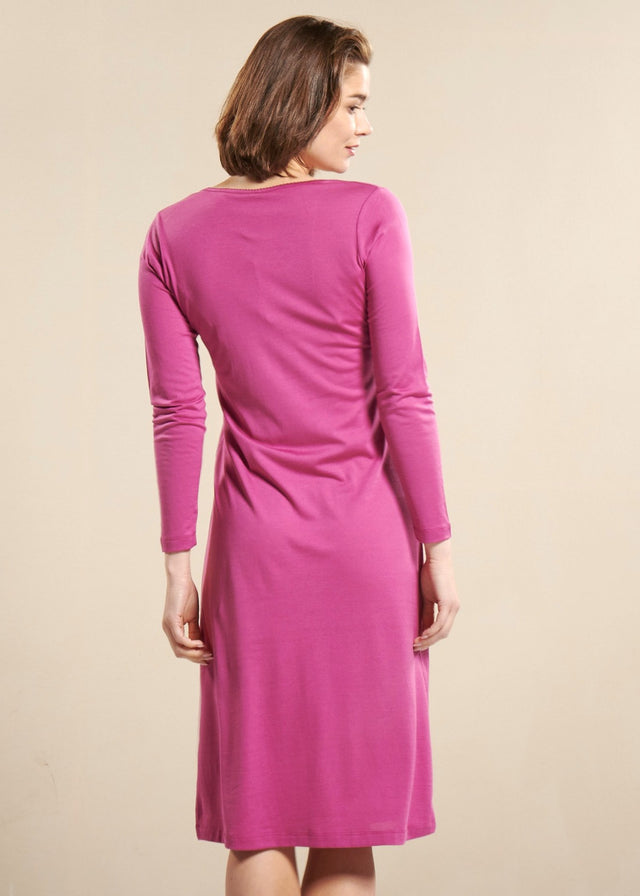 Long-sleeved nightdress in organic silk and cotton