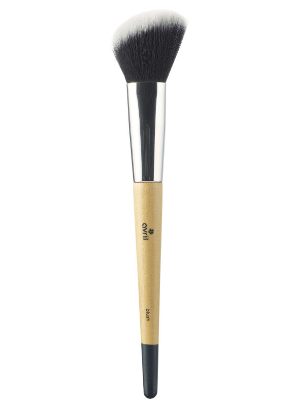 Bevelled blush brush made of synthetic bristles