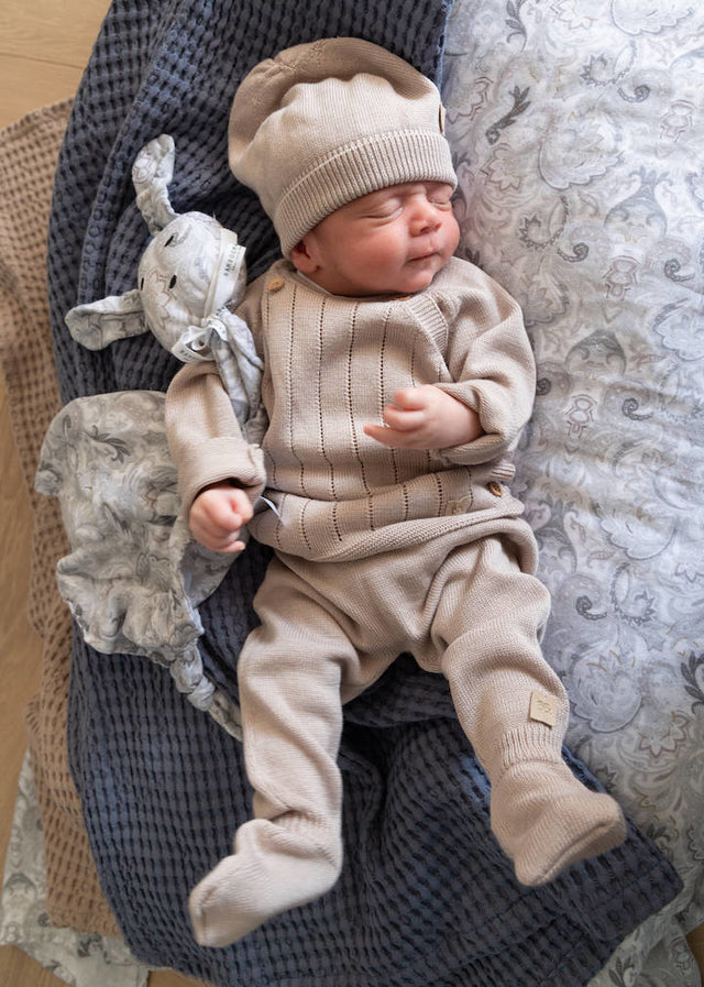 CAMEL knitted gaiters for newborns in organic bamboo