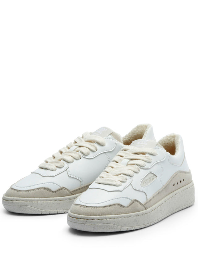 Level Offwhite Sneaker Shoes for women in MELA Vegan leather