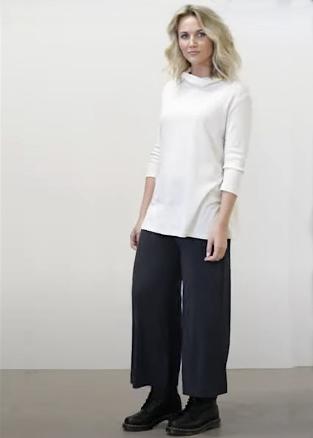 Wide women's trousers in Bamboo