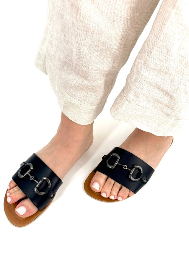 Black Lido slipper for women in natural leather