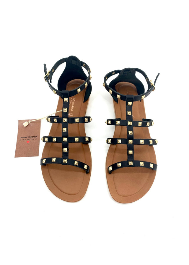 Black women's sandals in natural leather with studs