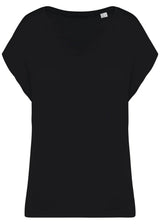 Oversized V-neck women's T-shirt in organic cotton