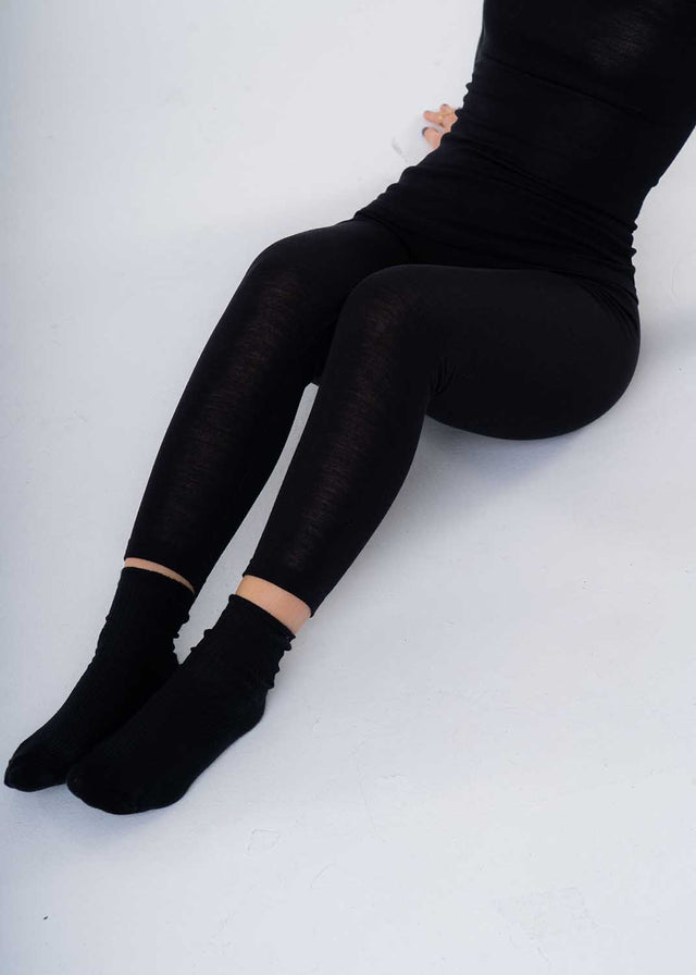 Altramoda Black Organic Wool and Silk Leggings 