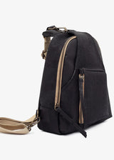 One-shoulder backpack in natural cork