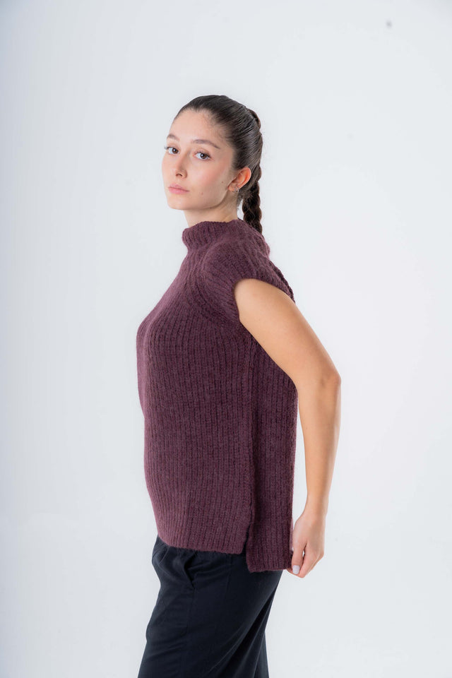 Alpaca and Organic Cotton High Neck Vest