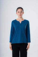 Women's V-Neck Sweater in Pure Organic Cotton