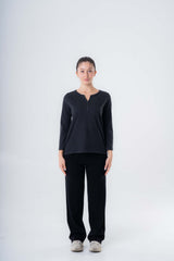 Women's V-Neck Sweater in Pure Organic Cotton