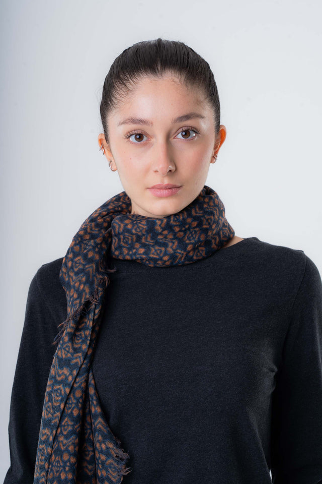 Blurred Ikat scarf in pure wool 180x70 cm