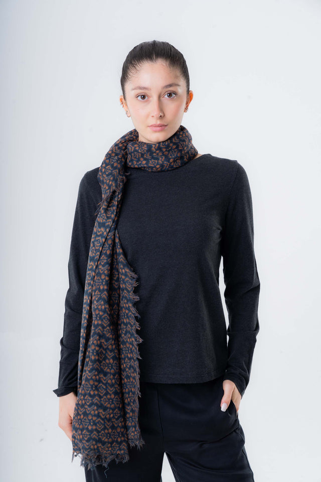 Blurred Ikat scarf in pure wool 180x70 cm