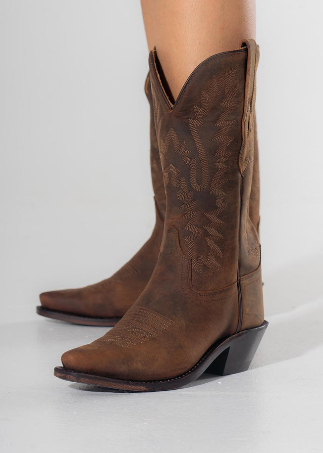 Brown Texan boots for women in sustainably tanned leather