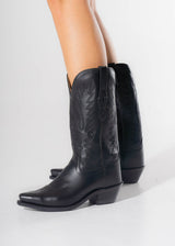 Black Texan boots for women in sustainably tanned leather