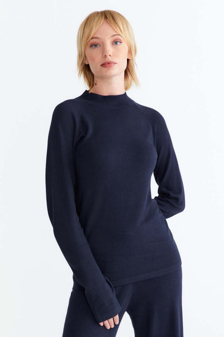 Pia Women's Turtleneck Sweater in Cashmere and Bamboo