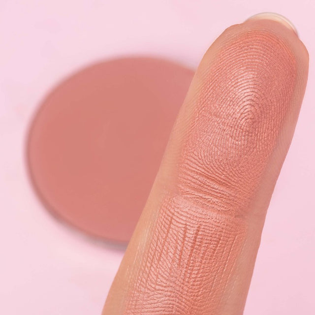 Nowhere pod blush: nude peach color with beige undertone