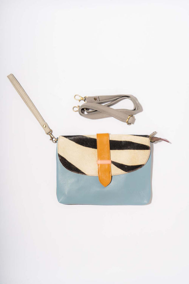 Saddle bag in Fairtrade recycled leather