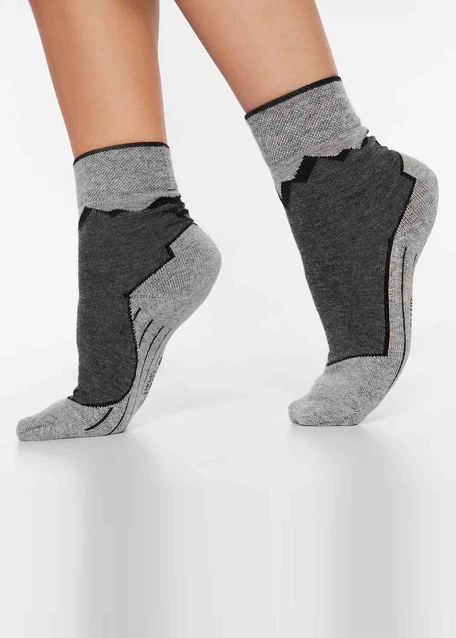 Unisex anthracite Hiking socks in baby alpaca