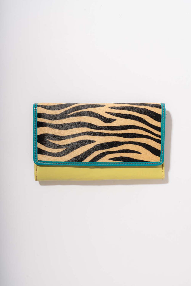 Classic women's wallet in Fairtrade recycled leather